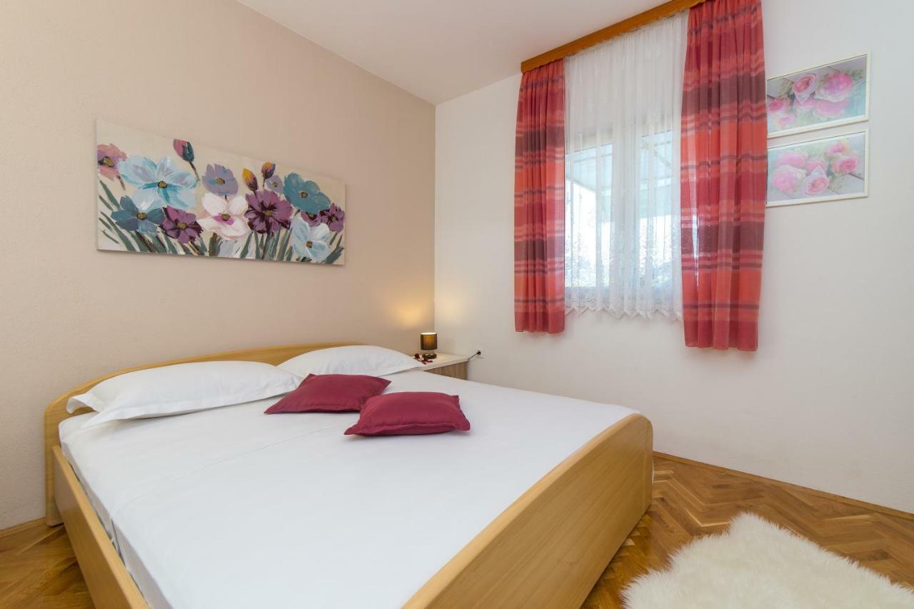 Guest House Pelja Plano Luaran gambar
