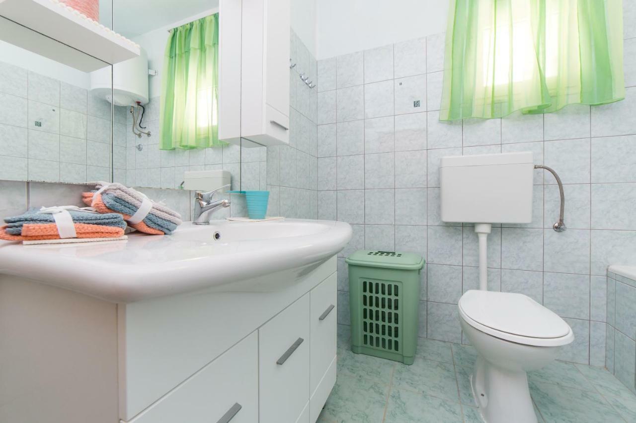 Guest House Pelja Plano Luaran gambar