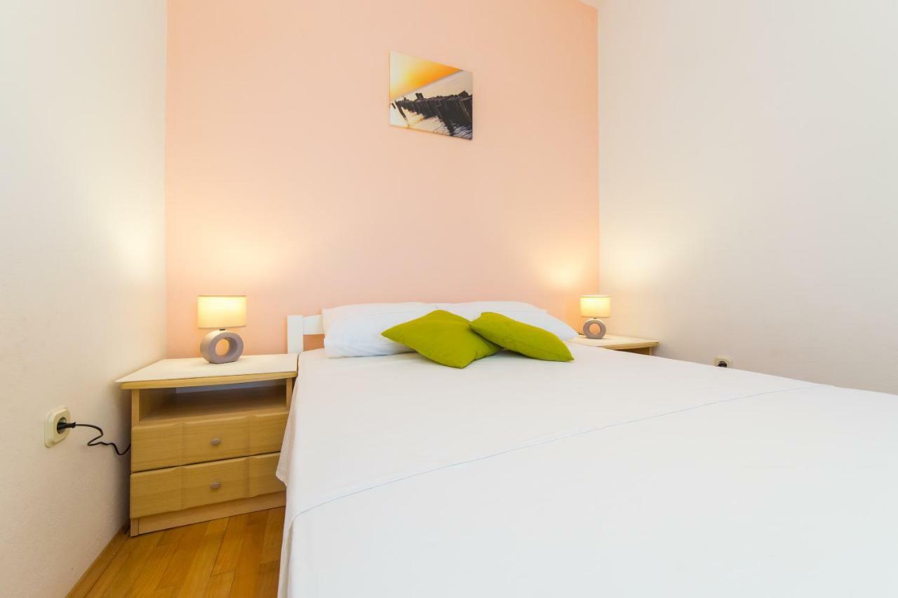 Guest House Pelja Plano Luaran gambar