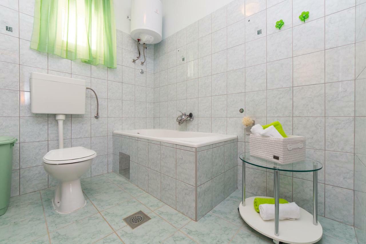 Guest House Pelja Plano Luaran gambar