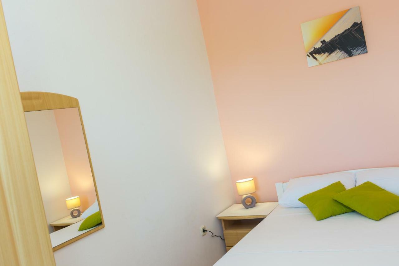 Guest House Pelja Plano Luaran gambar
